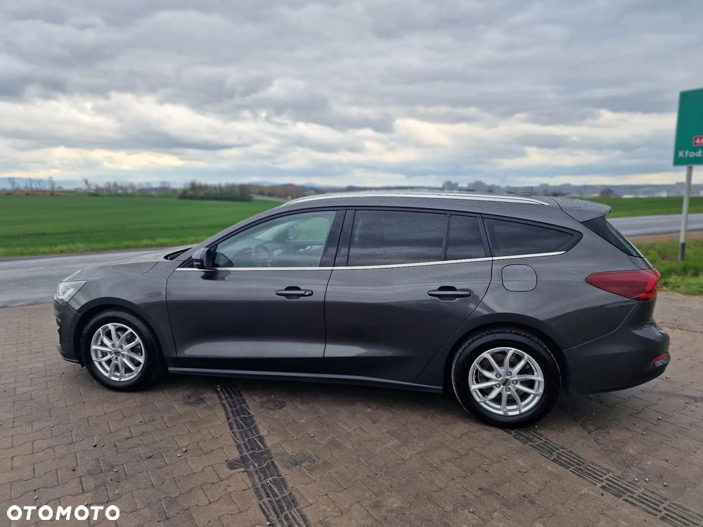 Ford Focus 1.0 EcoBoost STart-Stopp-System TITANIUM - 16