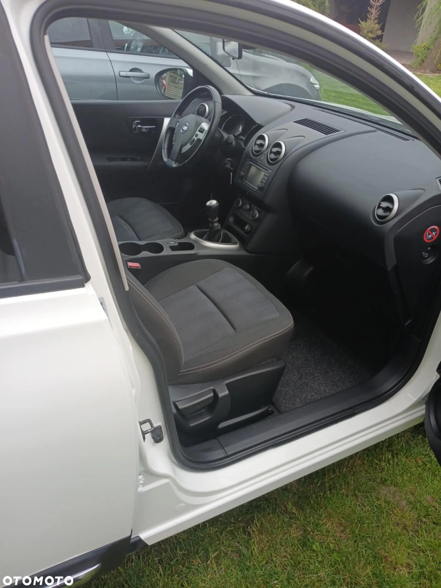 Nissan Qashqai 1.5 dCi Visia - 8
