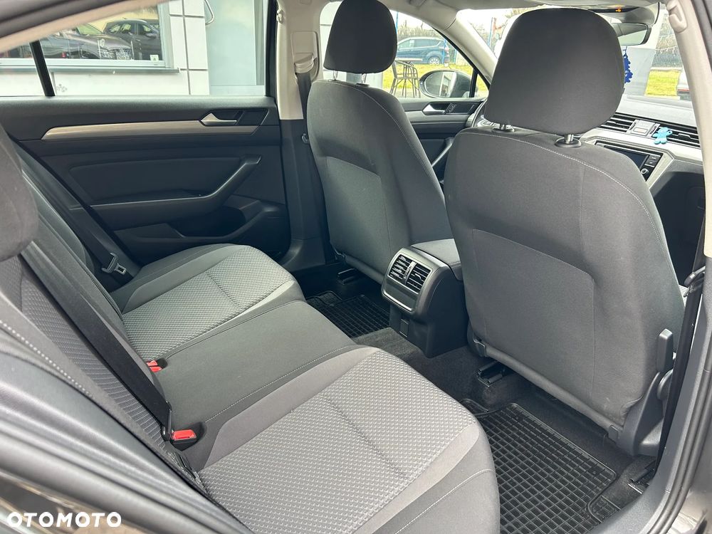 Volkswagen Passat 1.5 TSI EVO Comfortline - 9