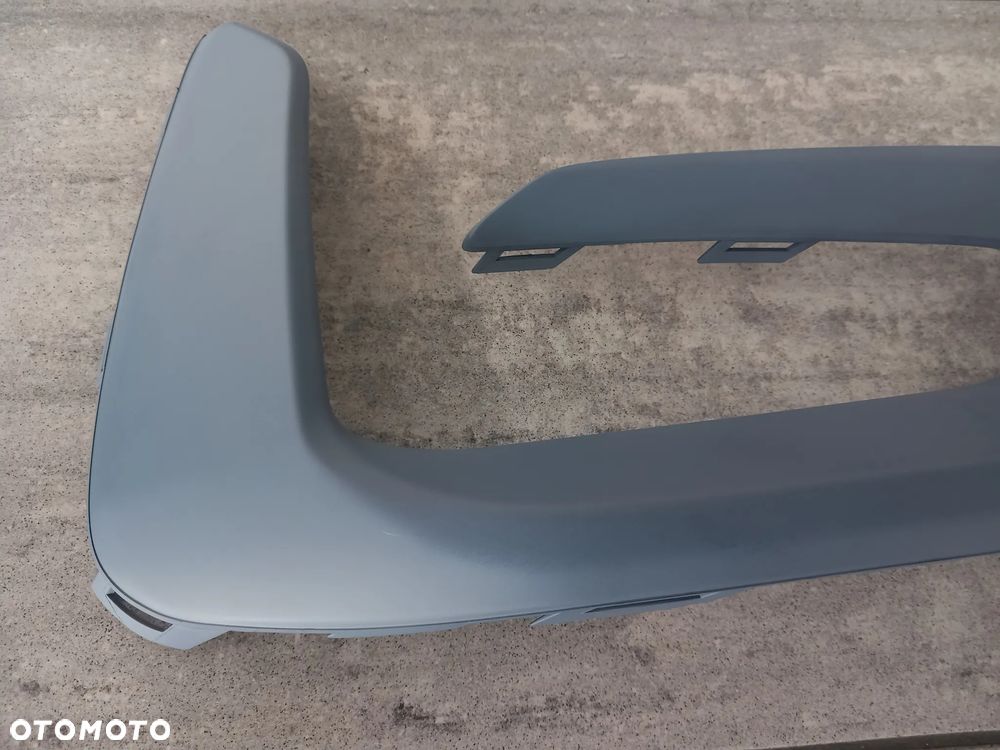 Kratka lampy przeciwmgielnej - ramka halogenu prawa Ford Puma 2019- 2474190 - 2