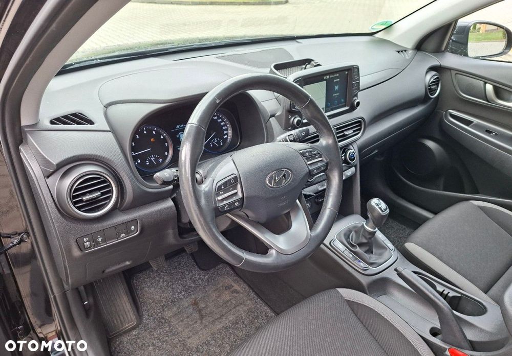 Hyundai Kona - 21