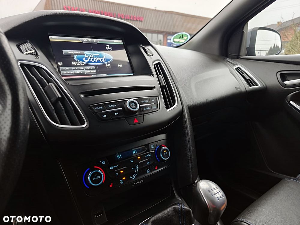 Ford Focus 2.0 TDCi ST - 28