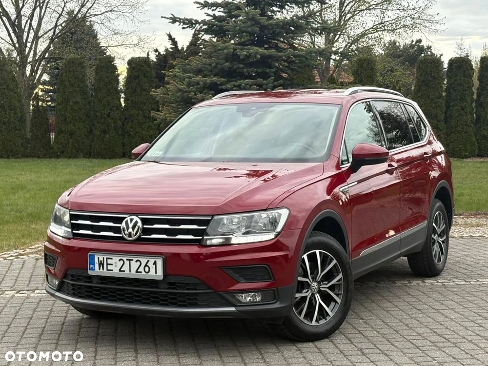 Volkswagen Tiguan - 1