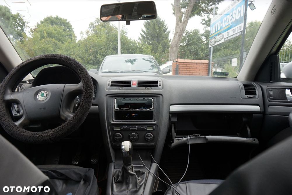 DESKA ROZDZIELCZA AIRBAG KONSOLA OCTAVIA II 1Z3 SKODA 2004-2008 - 1