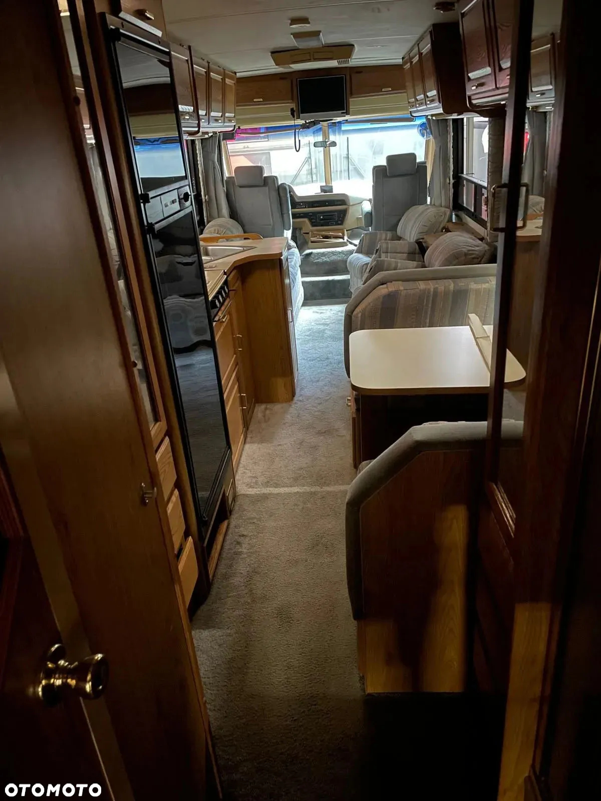 Chevrolet Winnebago - 4