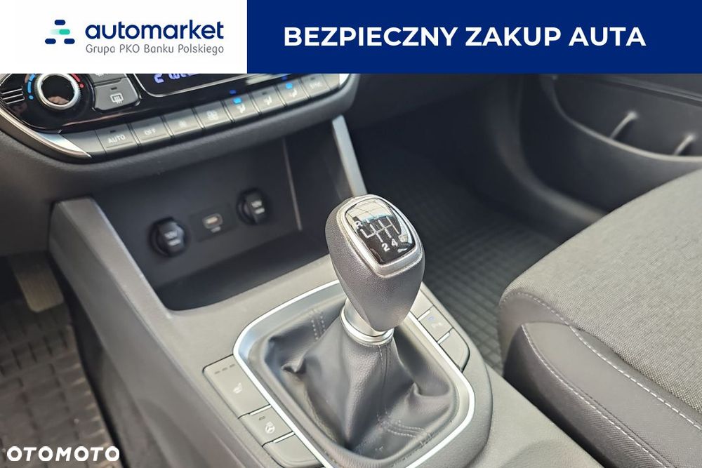 Hyundai i30 1.5 DPI Smart - 16