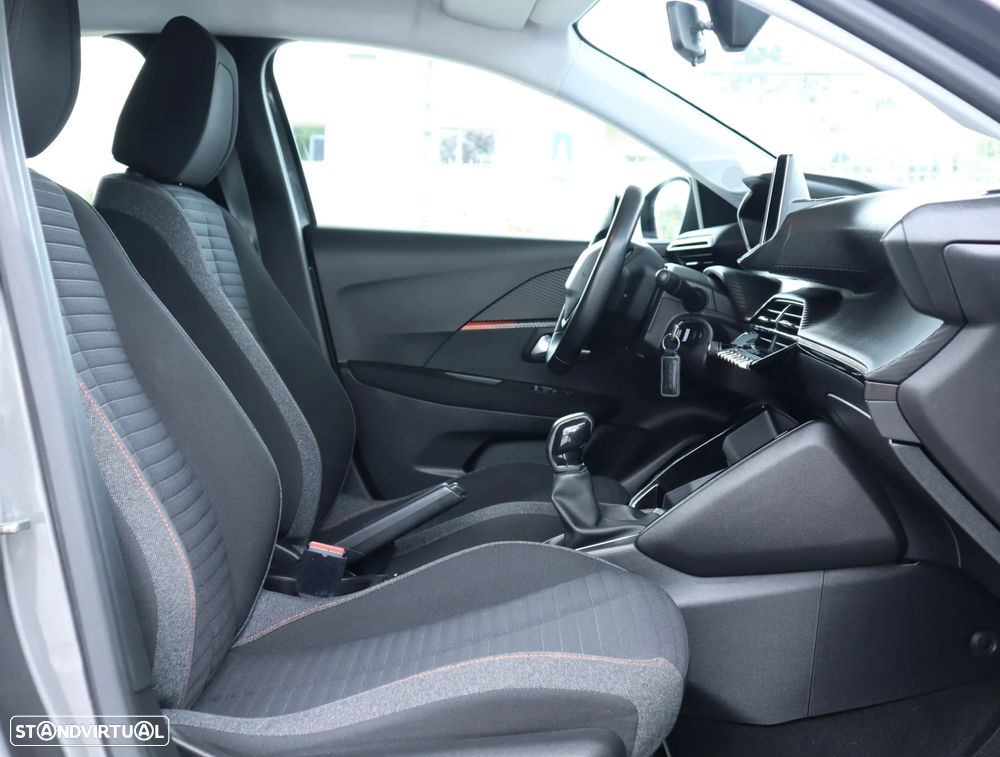 Peugeot 208 1.2 PureTech Active - 19