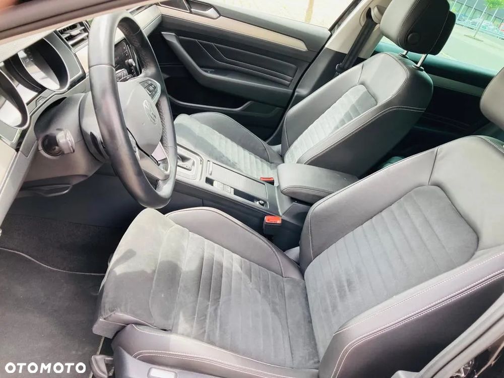 Volkswagen Passat - 22