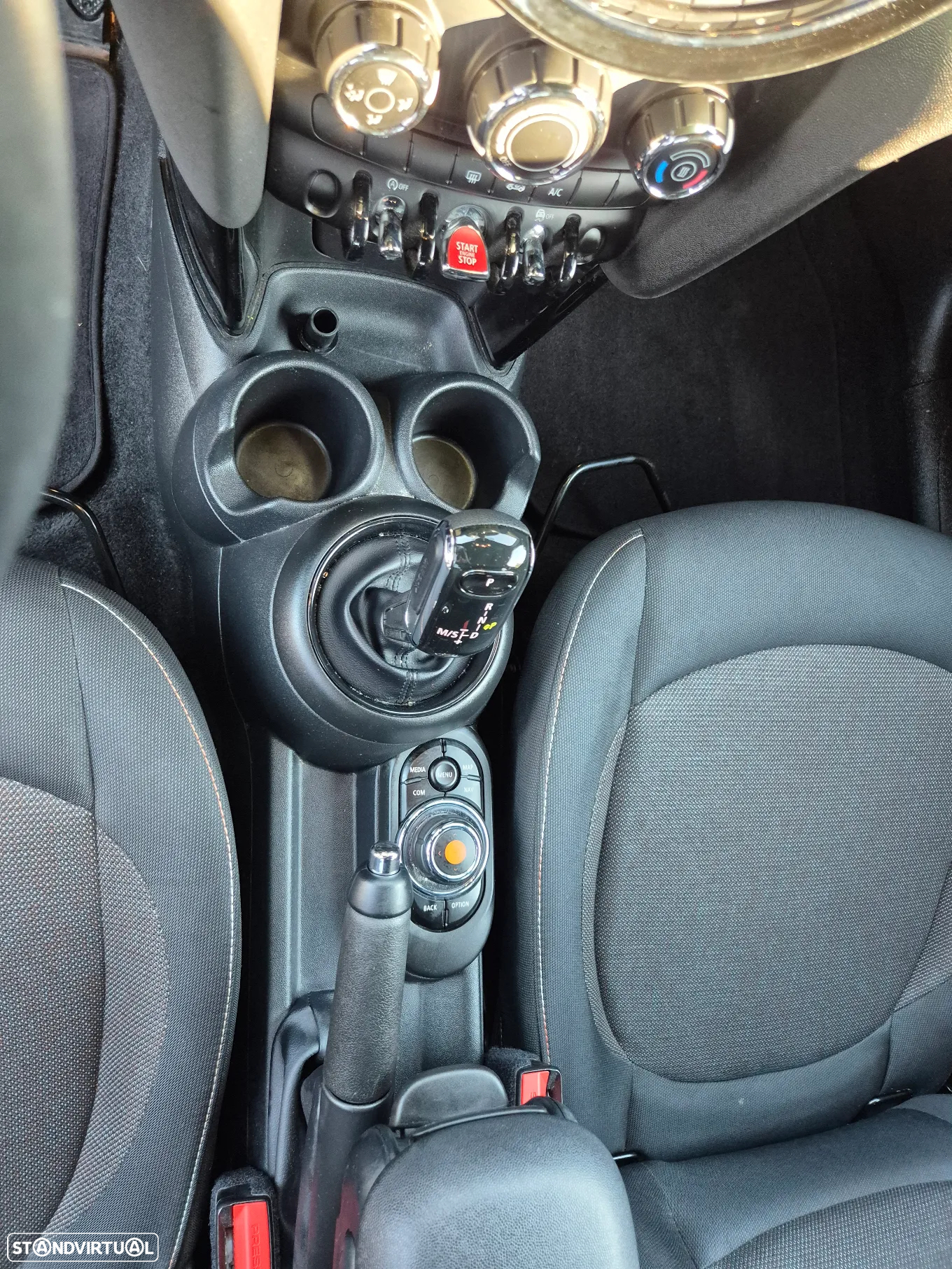 MINI 5 Portas Cooper 4Business Plus Auto - 15