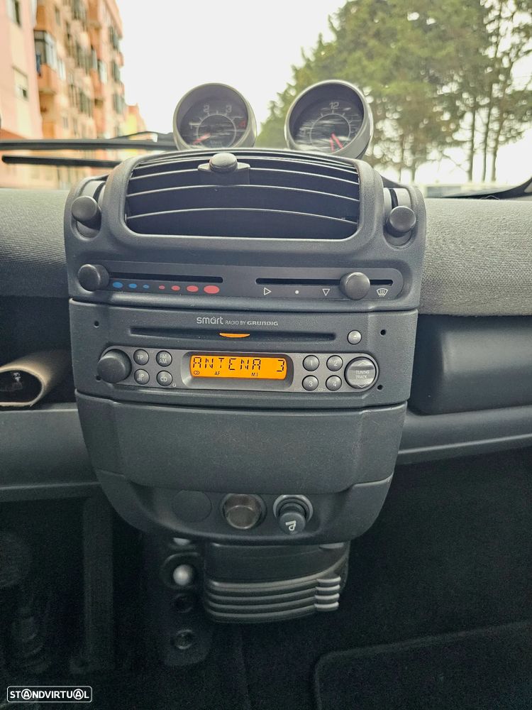 Smart ForTwo Coupé softtouch pure cdi - 18