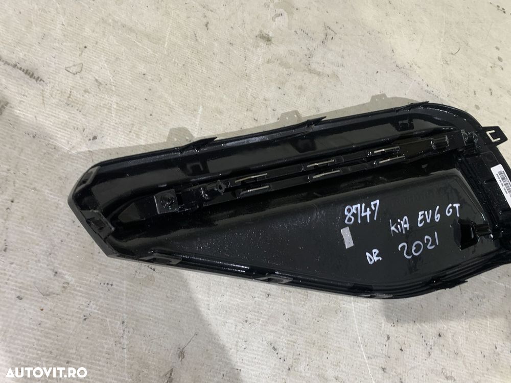 Grila dreapta bara fata, Kia EV6 GT, 2022, 2023, 2024, 2025, cod origine OE 86596-CV200. - 4