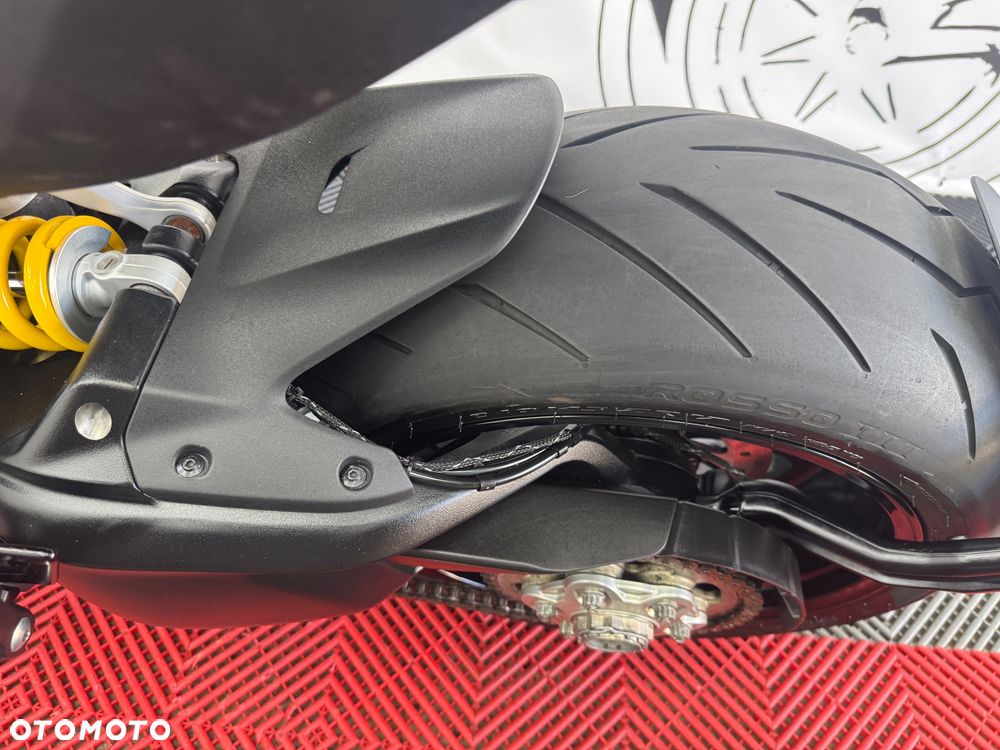 Ducati Diavel - 19