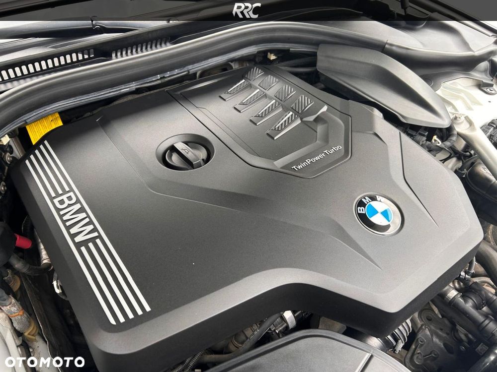 BMW Seria 5 530i Sport Line - 27