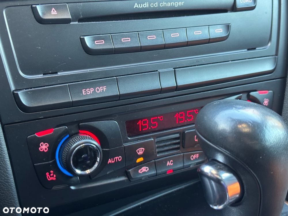 Audi A5 Coupé 2.7 TDI DPF multitronic - 13