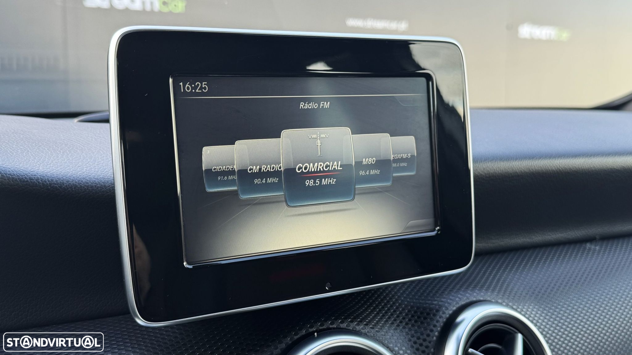 Mercedes-Benz A 180 d Urban - 15