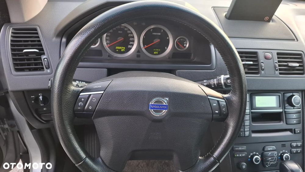 Volvo XC 90 D5 Executive - 8