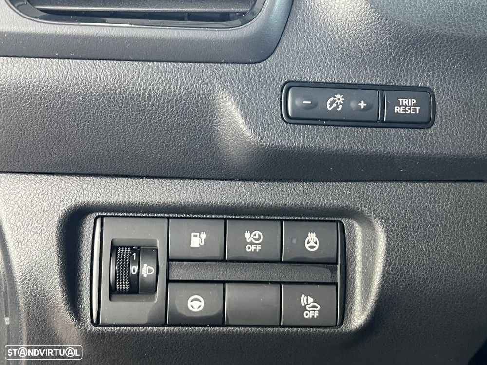 Nissan Leaf N-Connecta Two Tone - 8