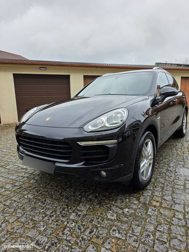 Porsche Cayenne S Hybrid - 3
