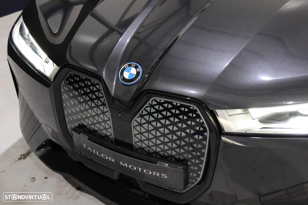 BMW iX xDrive 40 Pack Desportivo - 35