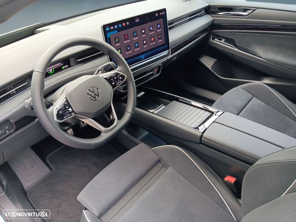 VW ID.7 Tourer - 8
