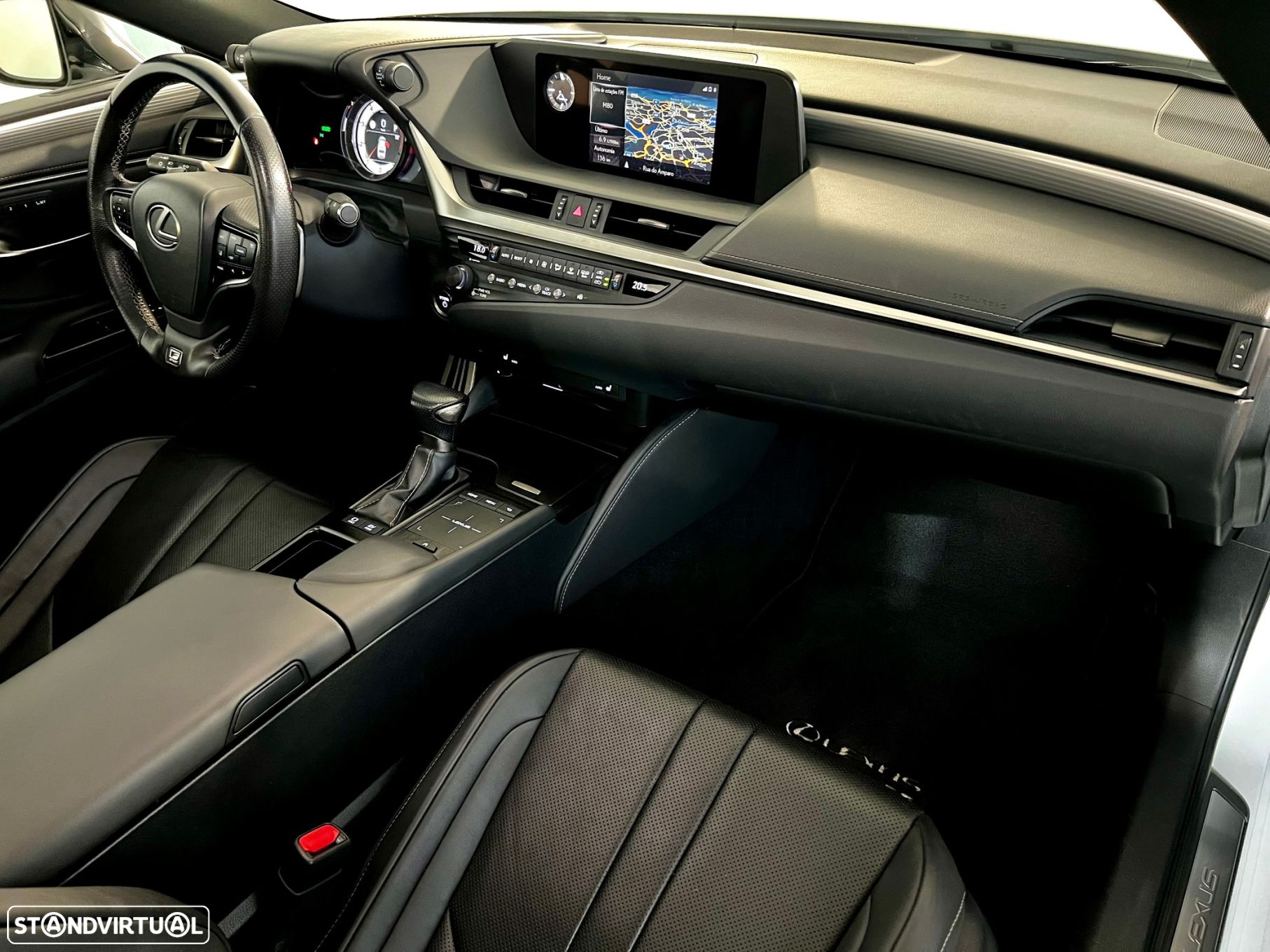 Lexus es-300h F Sport+ - 44