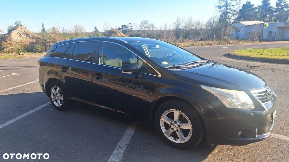 Toyota Avensis 1.8 Sol plus - 9