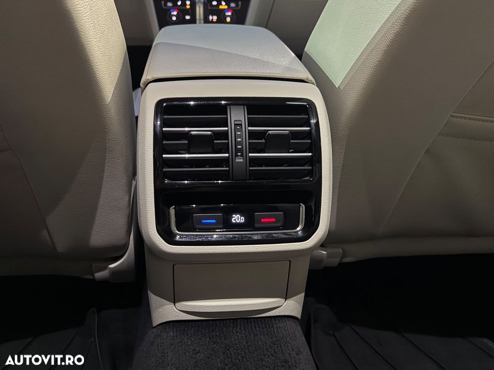 Volkswagen Passat - 19