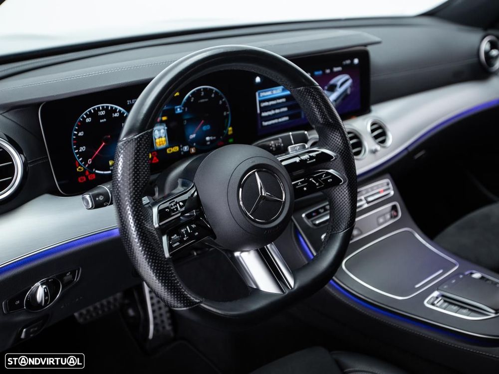 Mercedes-Benz E 300 de AMG Line - 23