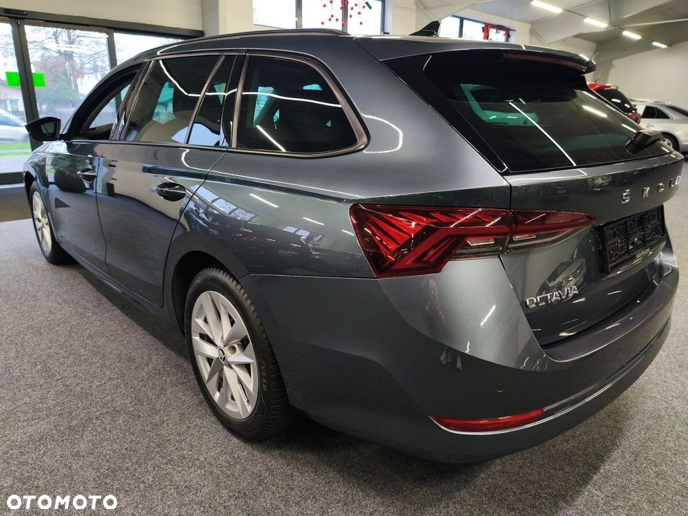 Skoda Octavia 2.0 TDI DSG Premium Edition - 5
