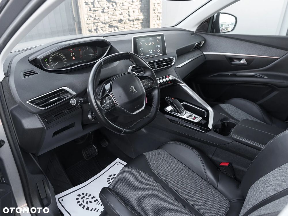 Peugeot 3008 BlueHDi 130 Stop & Start EAT8 Allure - 16