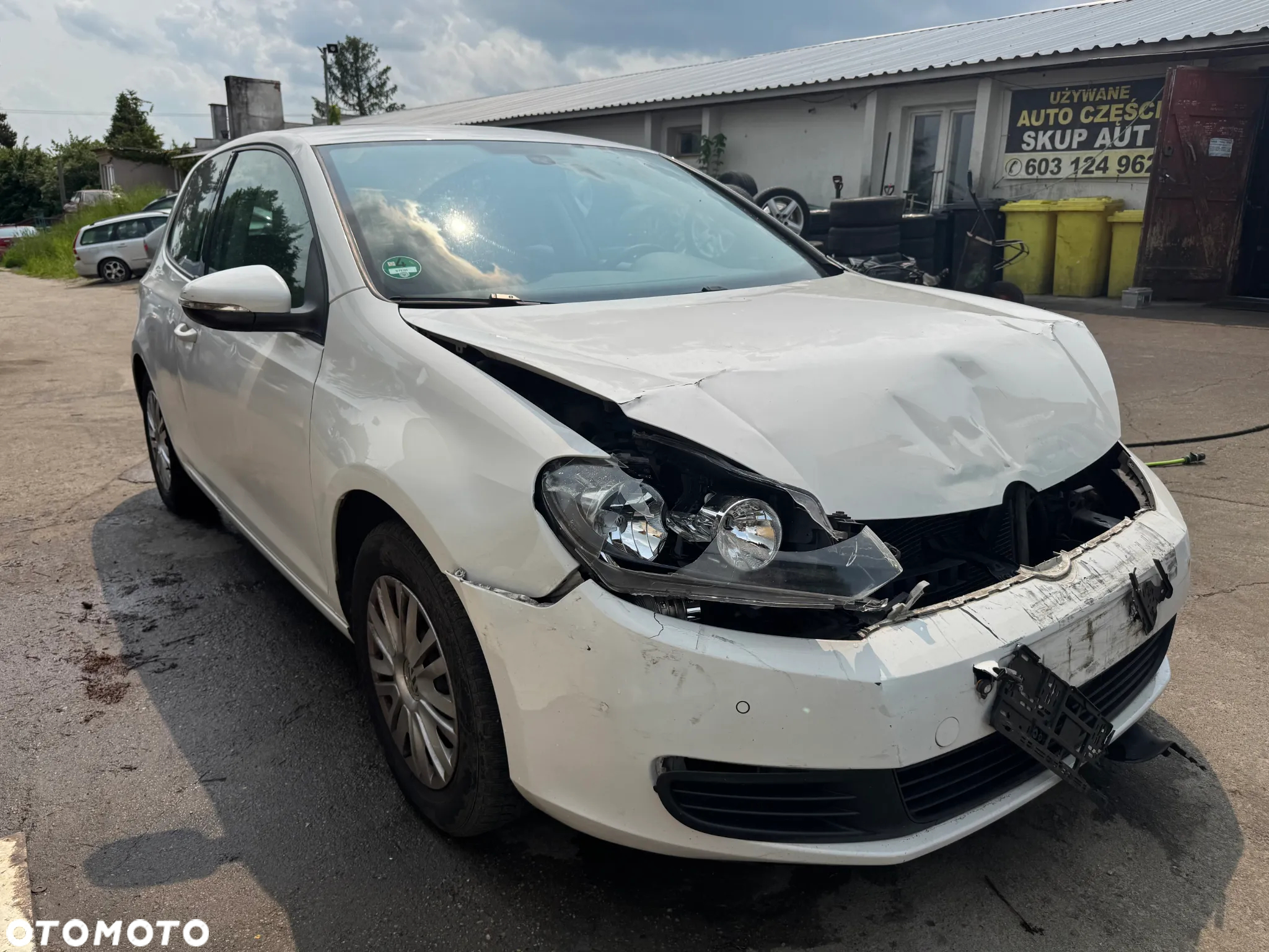 VW GOLF VI 2009 1.4 16V 80KM HATCHBACK BIAŁY LB9A NA CZĘŚCI - 5