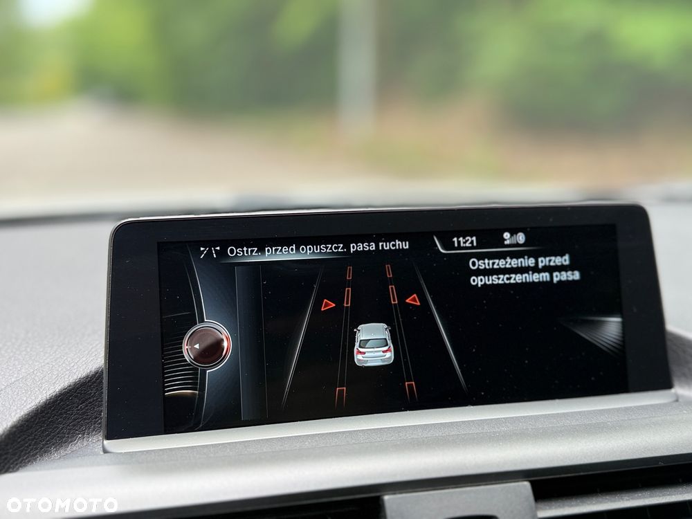 BMW Seria 1 118d Sport Line Shadow - 25