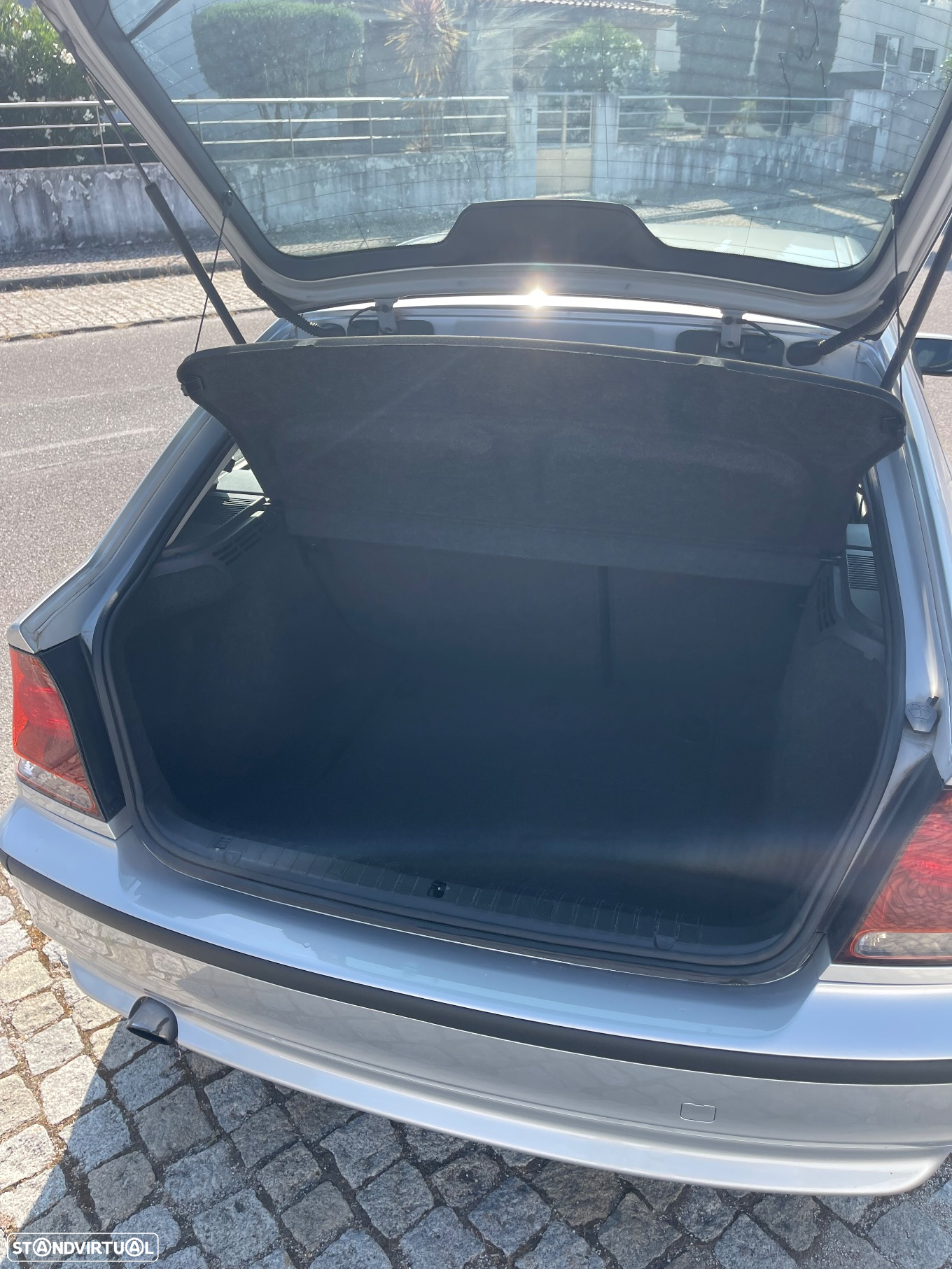 BMW Compact - 12