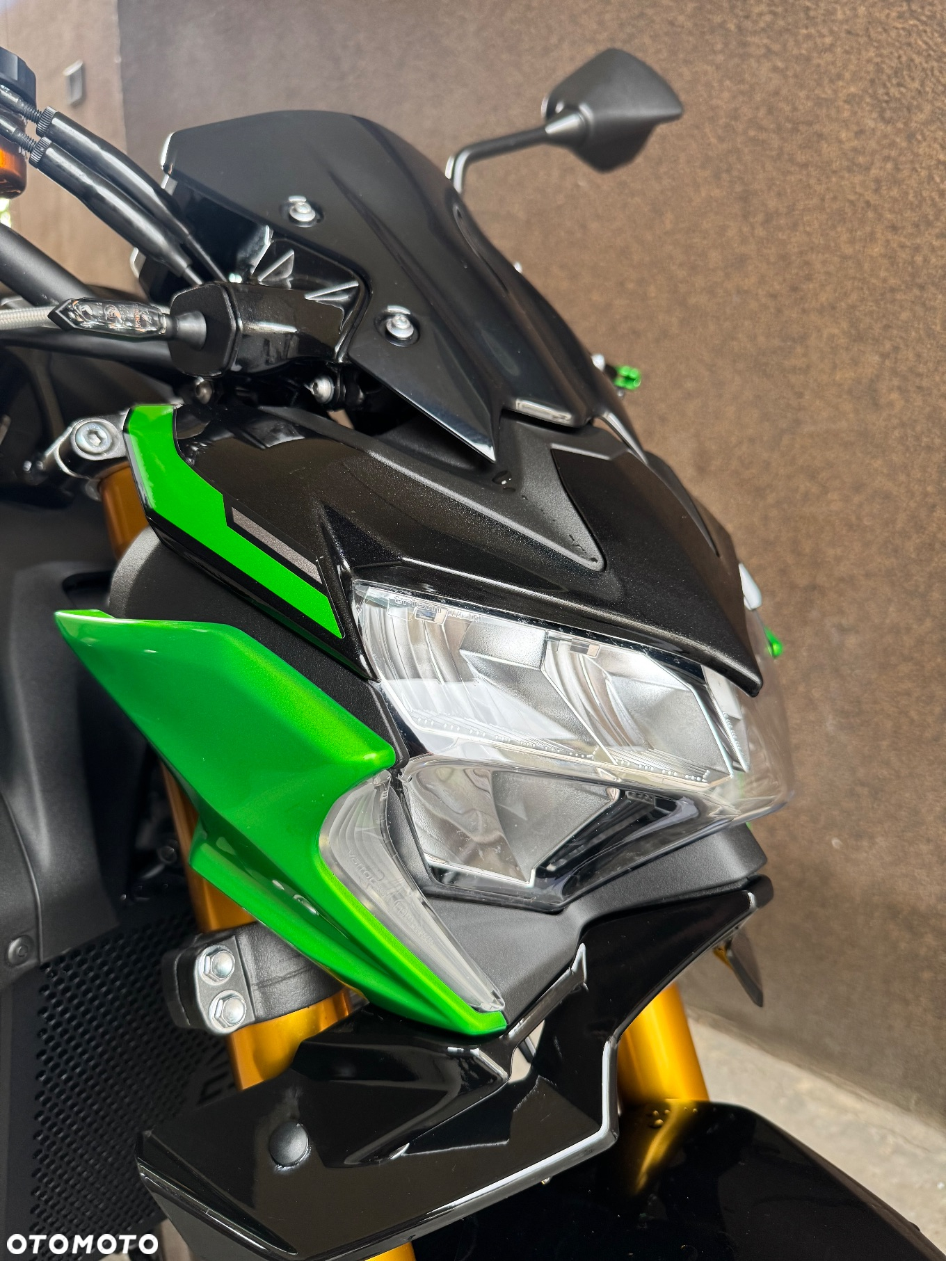 Kawasaki Z - 13
