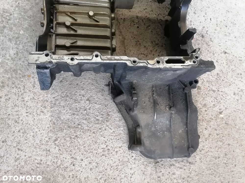 Miska Misa Oleju Olejowa Górna 2.7 3.0 TDI V6 Audi VW 059103603AN - 3
