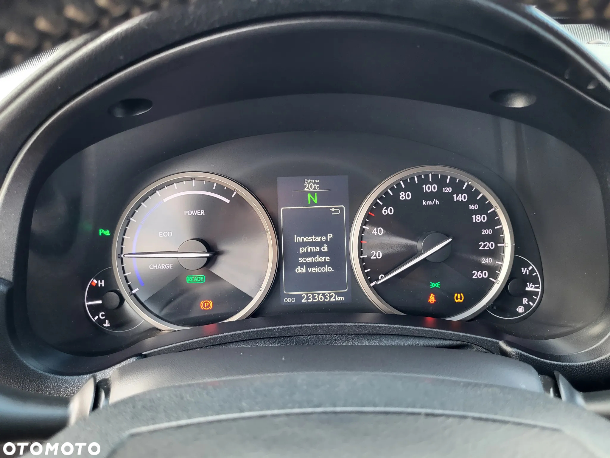 Lexus NX 300h Business Edition - 20