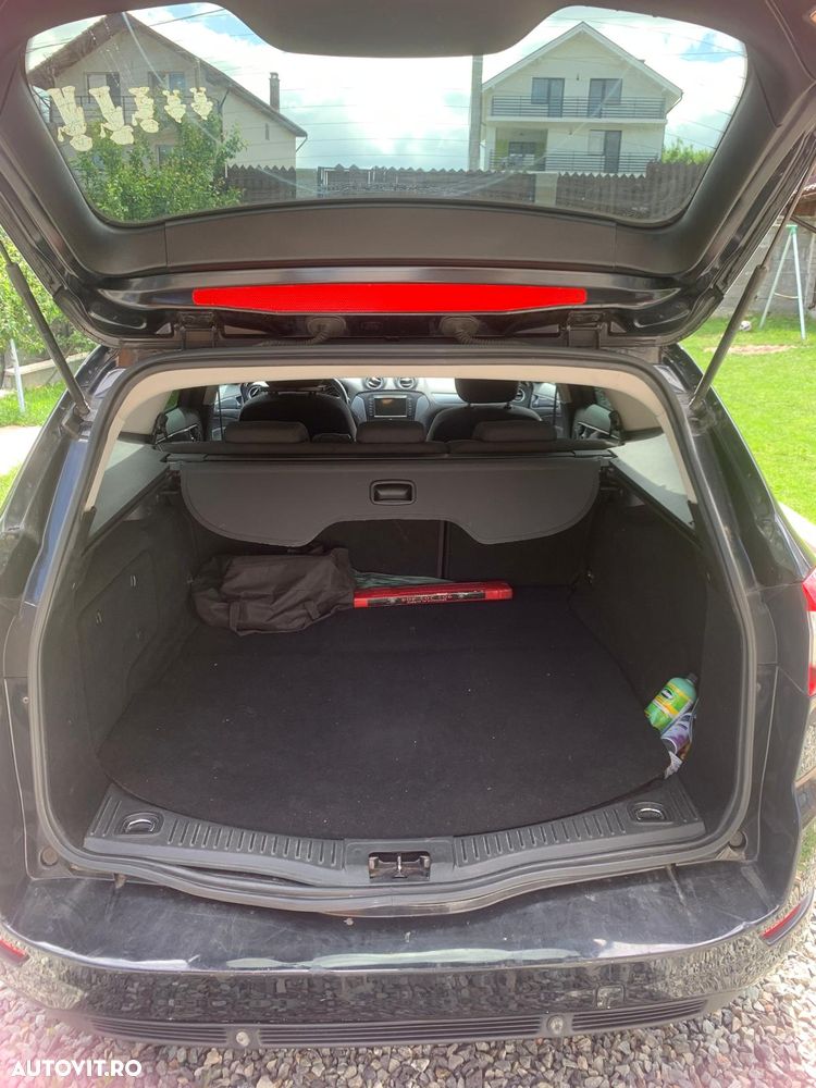 Ford Mondeo - 8