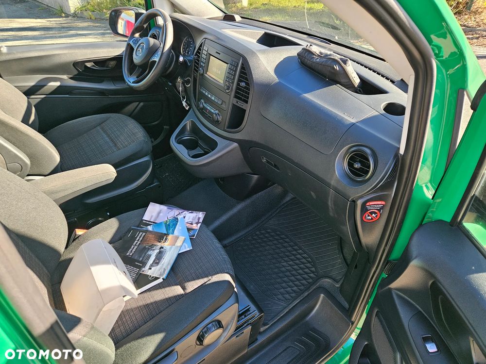 Mercedes-Benz Vito 4x4 automat 190ps long navi klima hak uciąg 2500kg rej.04/2020 - 3