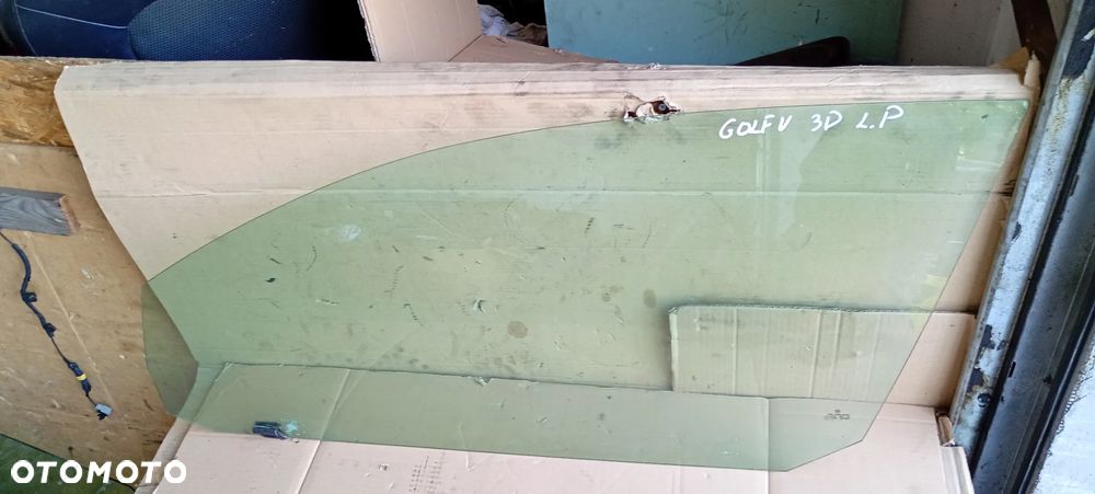 Szyba lewy przód przednia lewa VW Golf V 3D - 2