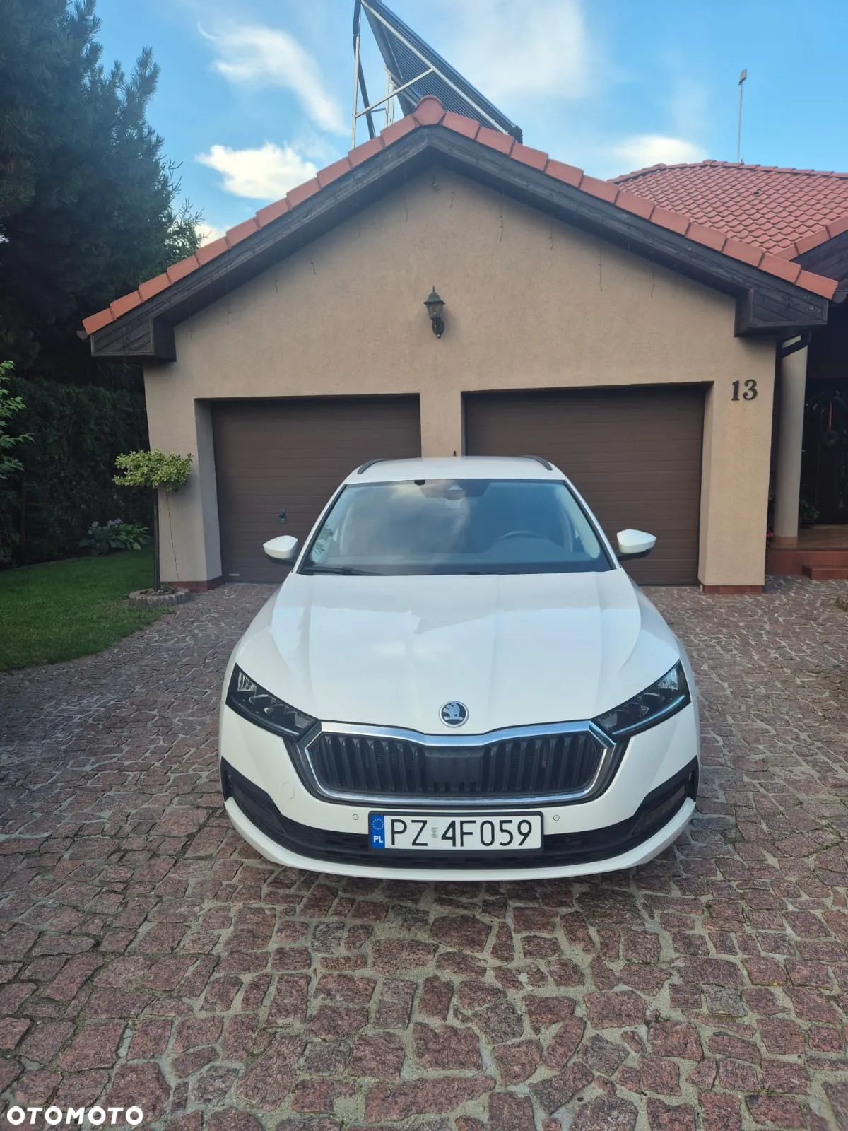 Skoda Octavia 2.0 TDI Ambition DSG - 1