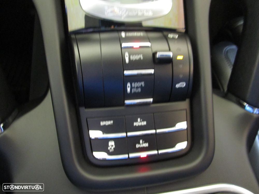 Porsche Cayenne S Tiptronic S - 38