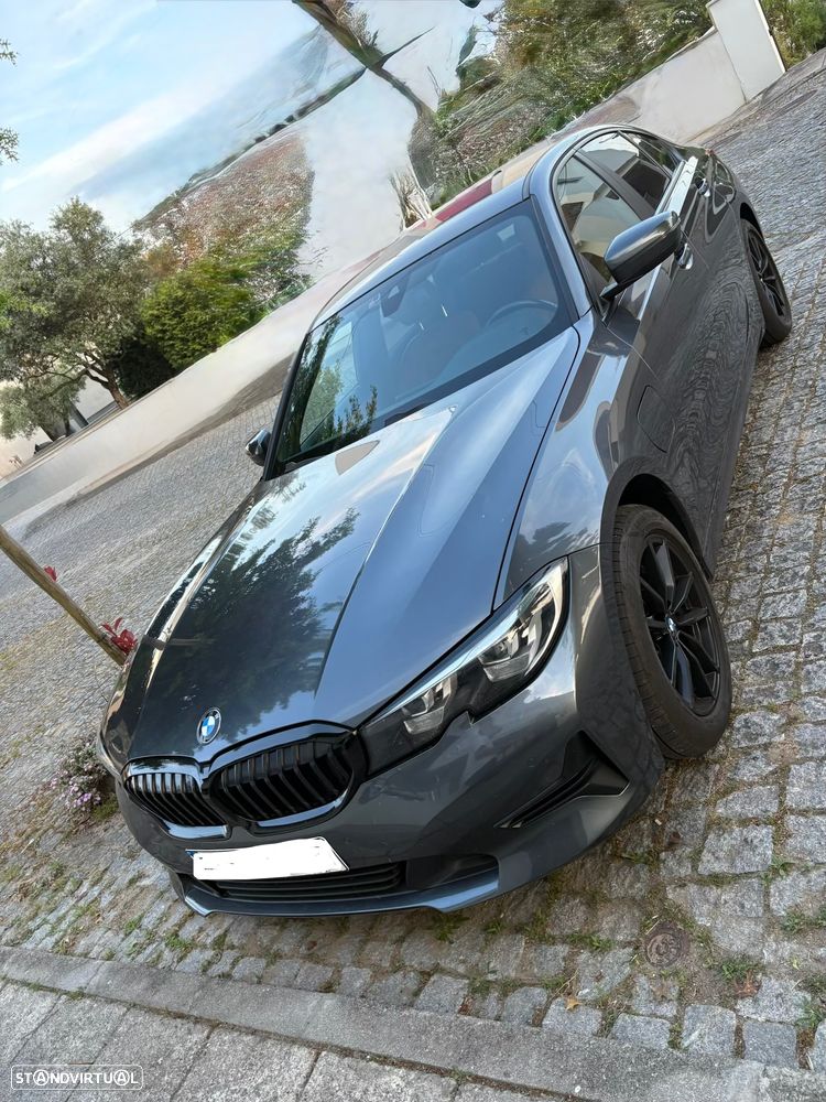 BMW 330 e Line Sport Auto - 1