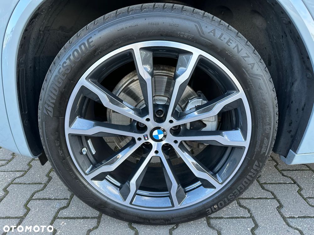 BMW X4 - 22