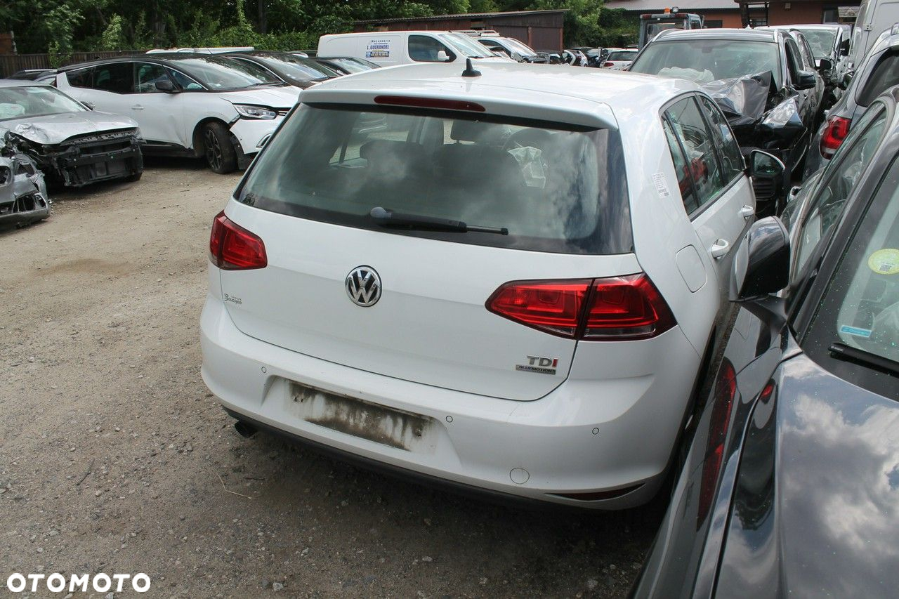 Volkswagen Golf - 4