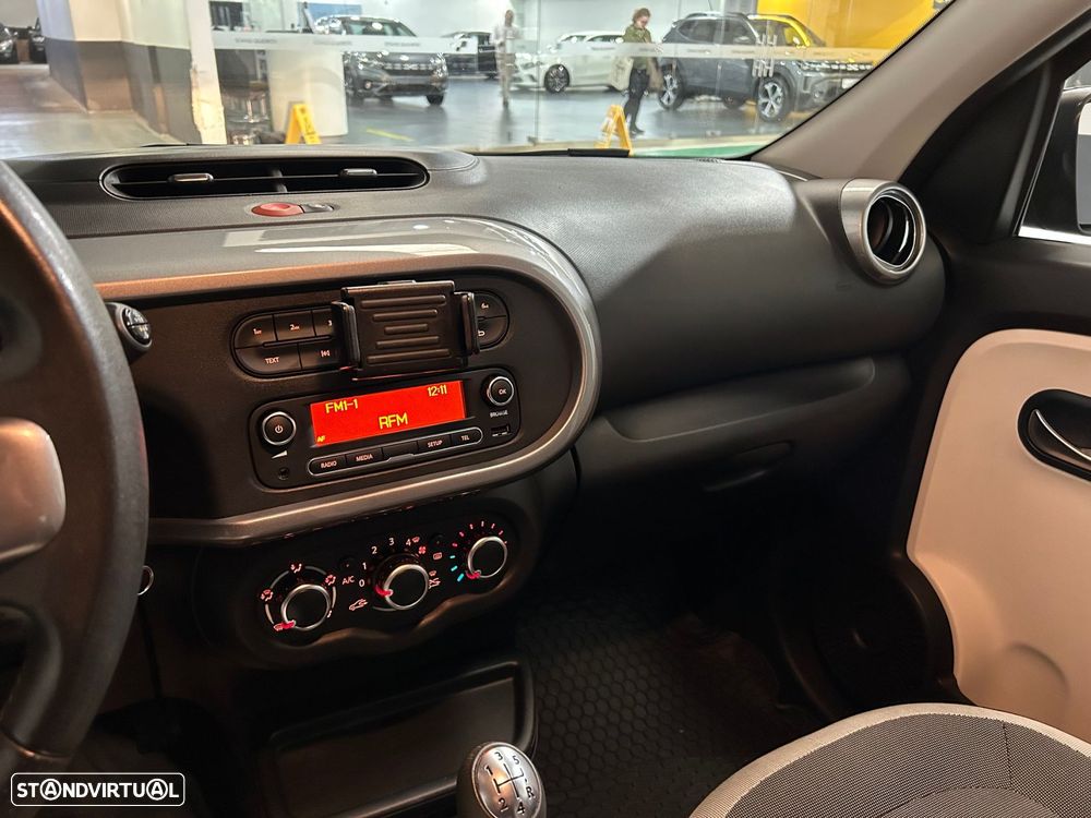 Renault Twingo 1.0 SCe Limited - 22