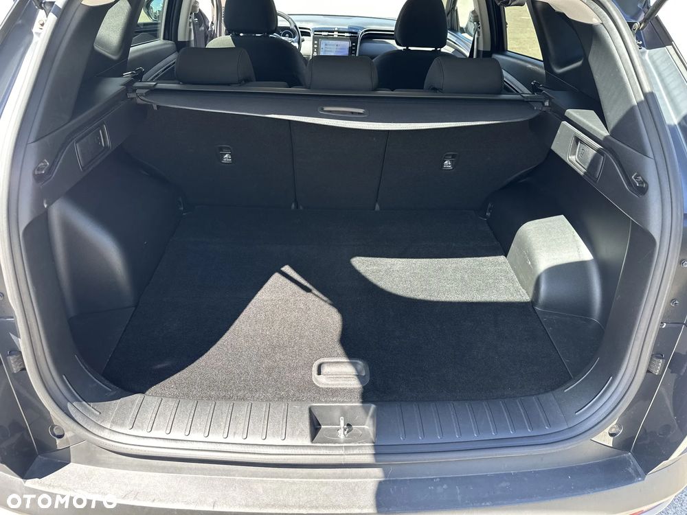 Hyundai Tucson 1.6 T-GDi Smart 2WD - 21