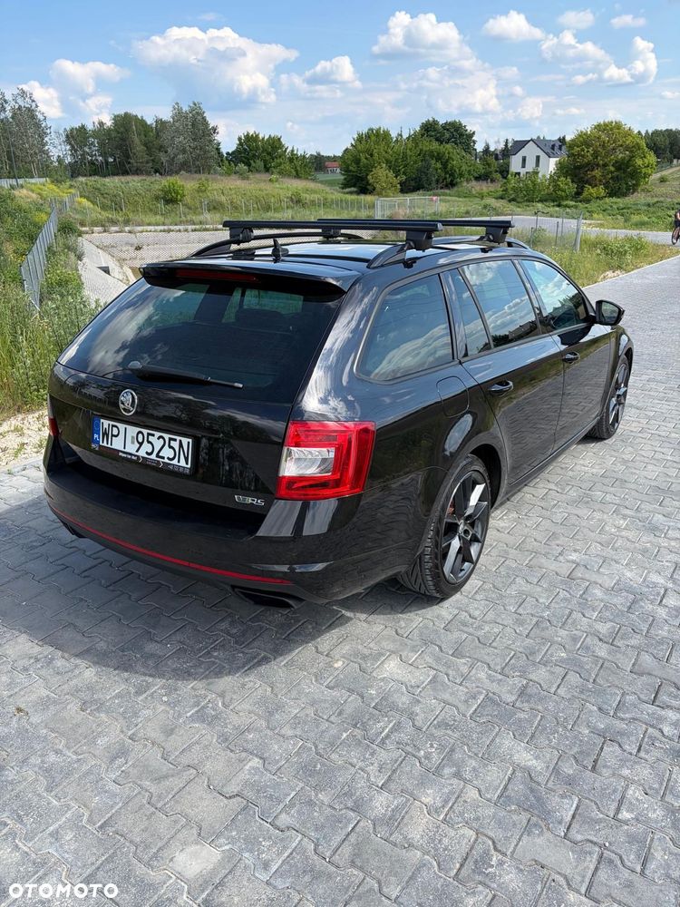 Skoda Octavia 2.0 TDI DSG RS - 11