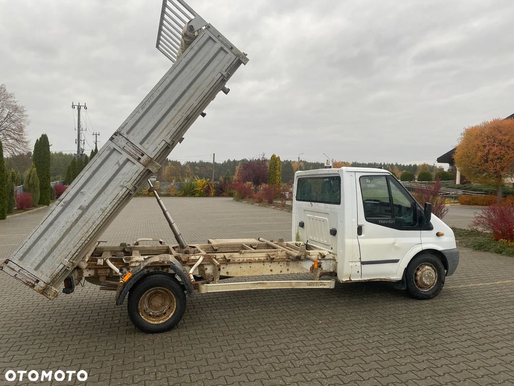 Ford Transit - 4
