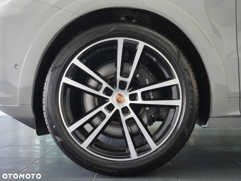 Porsche Cayenne E-Hybrid PHEV Black Edition - 10