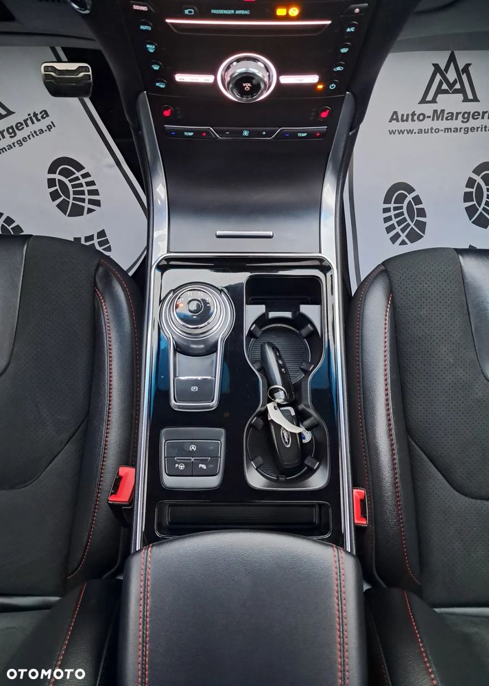 Ford Edge 2.0 TDCi Bi-Turbo 4x4 ST-LINE - 20